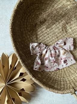 Bluzeczka dla lalki Miniland 38 cm różowe kwiatki Tadaaam